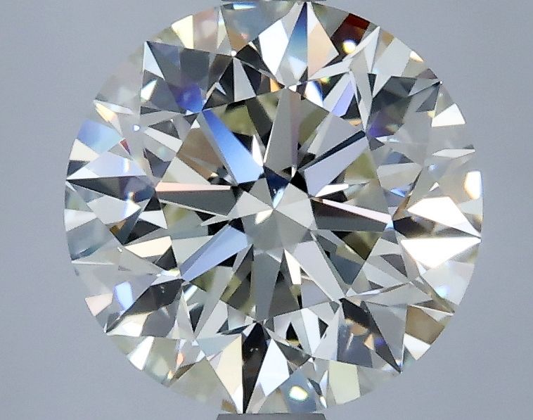 Prírodný diamant okrúhly...