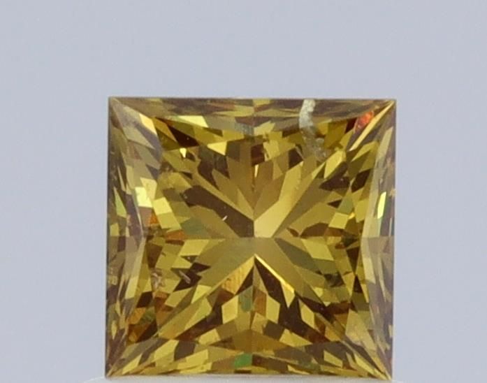 0.93 CT Brown PRINCESS