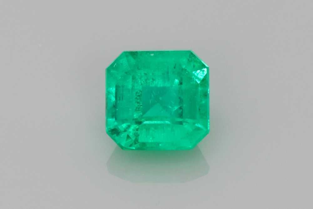 0.37 ct Emerald