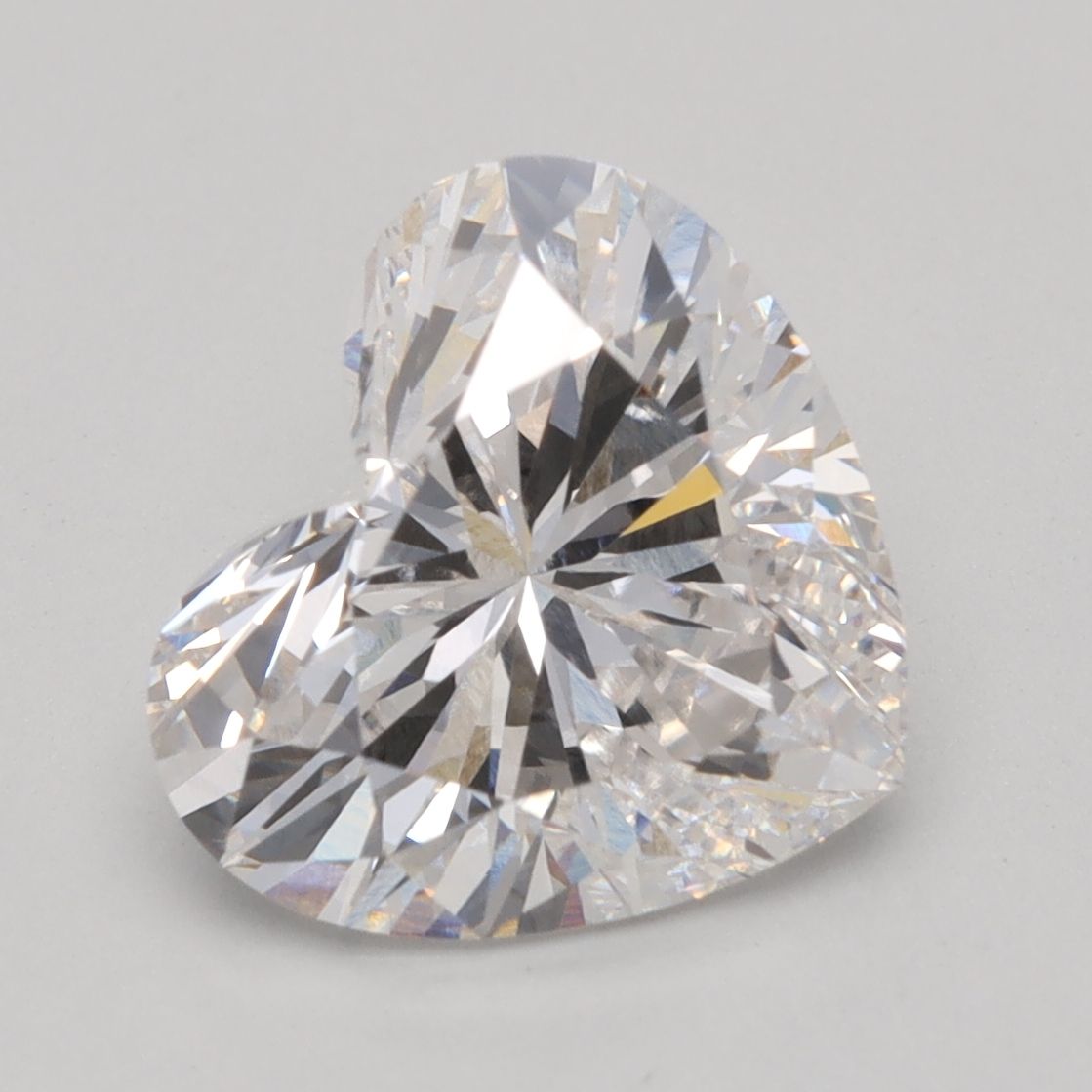 HEART 2.31ct E VVS1 – EX EX NON