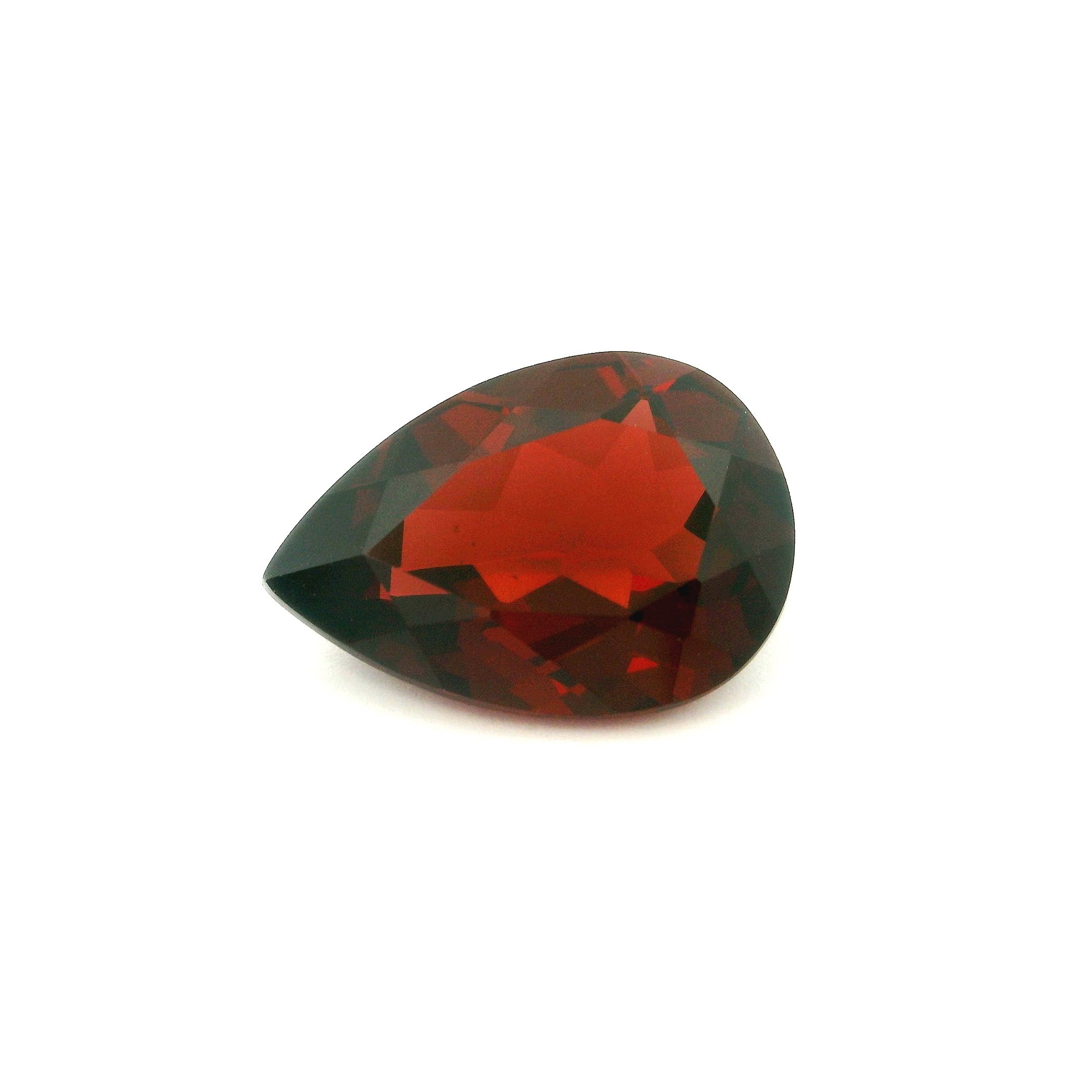 Granat 5,76 ct, czerwony, szlif gruszka