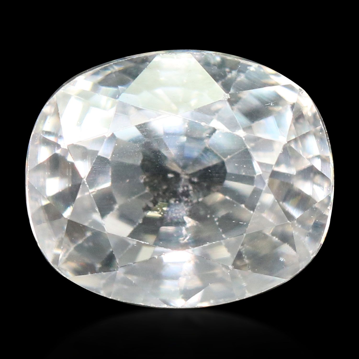 ZIRCON FACETED 5.06ct WHITE MI CAMBODIA NONE