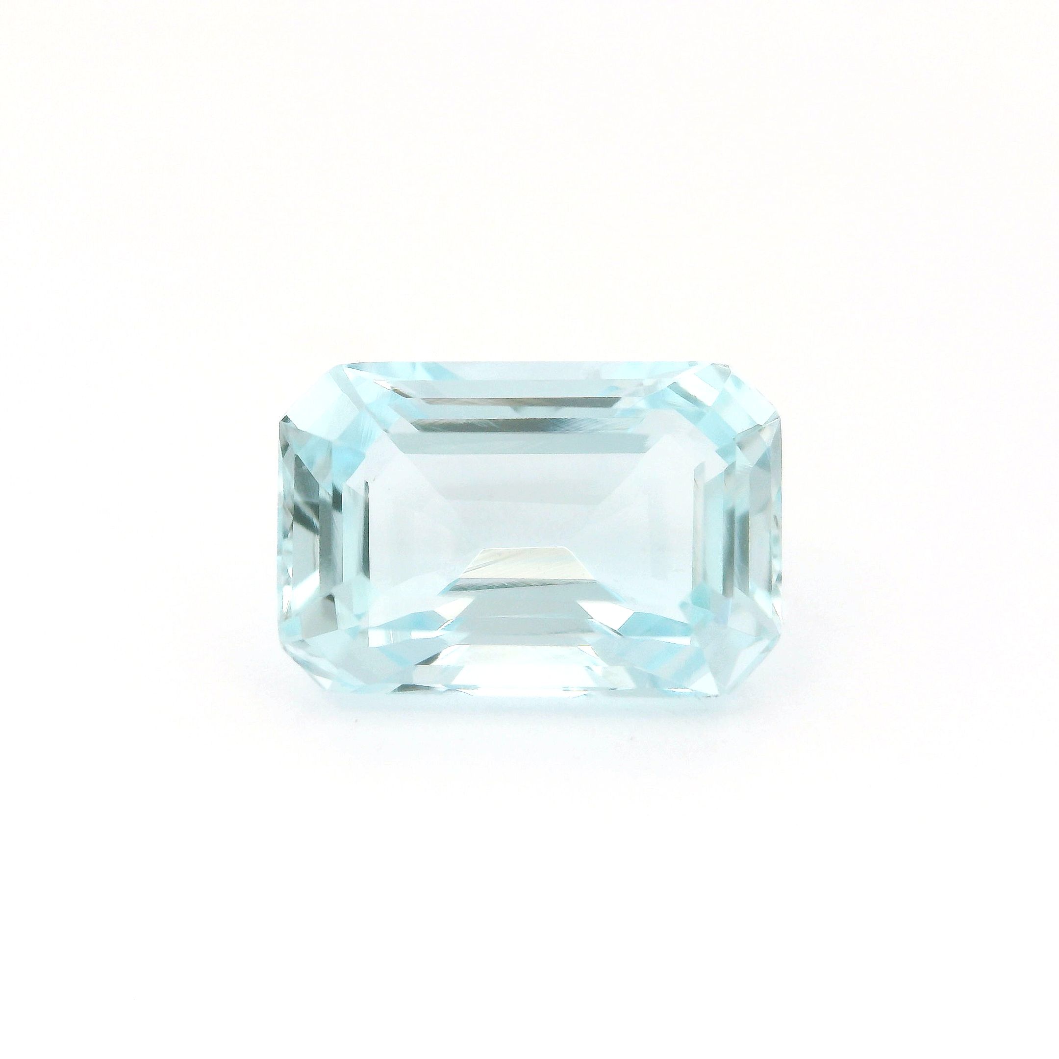 Akwamaryn 3,66 ct, niebieski, szlif ośmiokątny