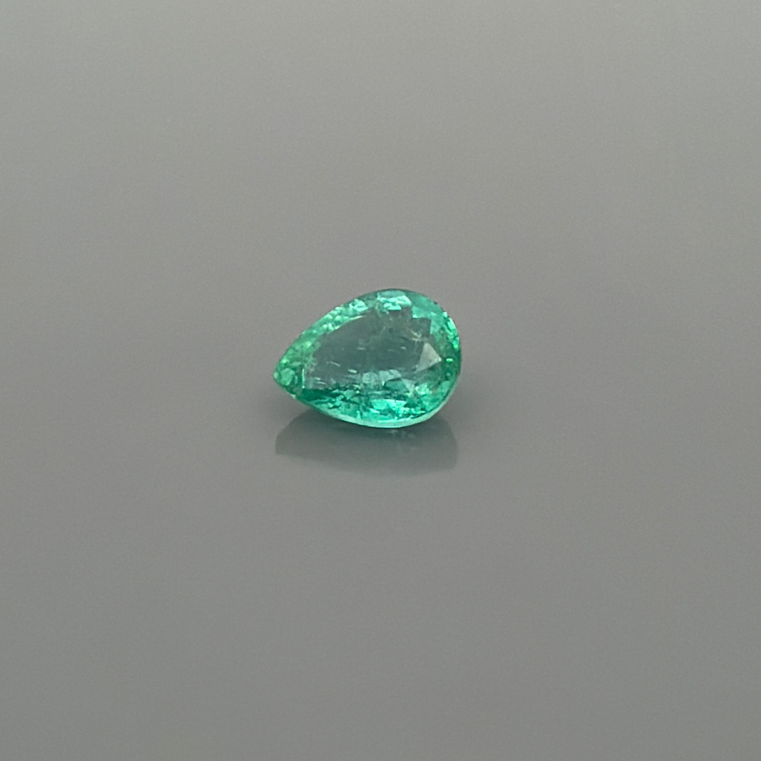 Szmaragd 1,16 ct, zielony, szlif gruszka