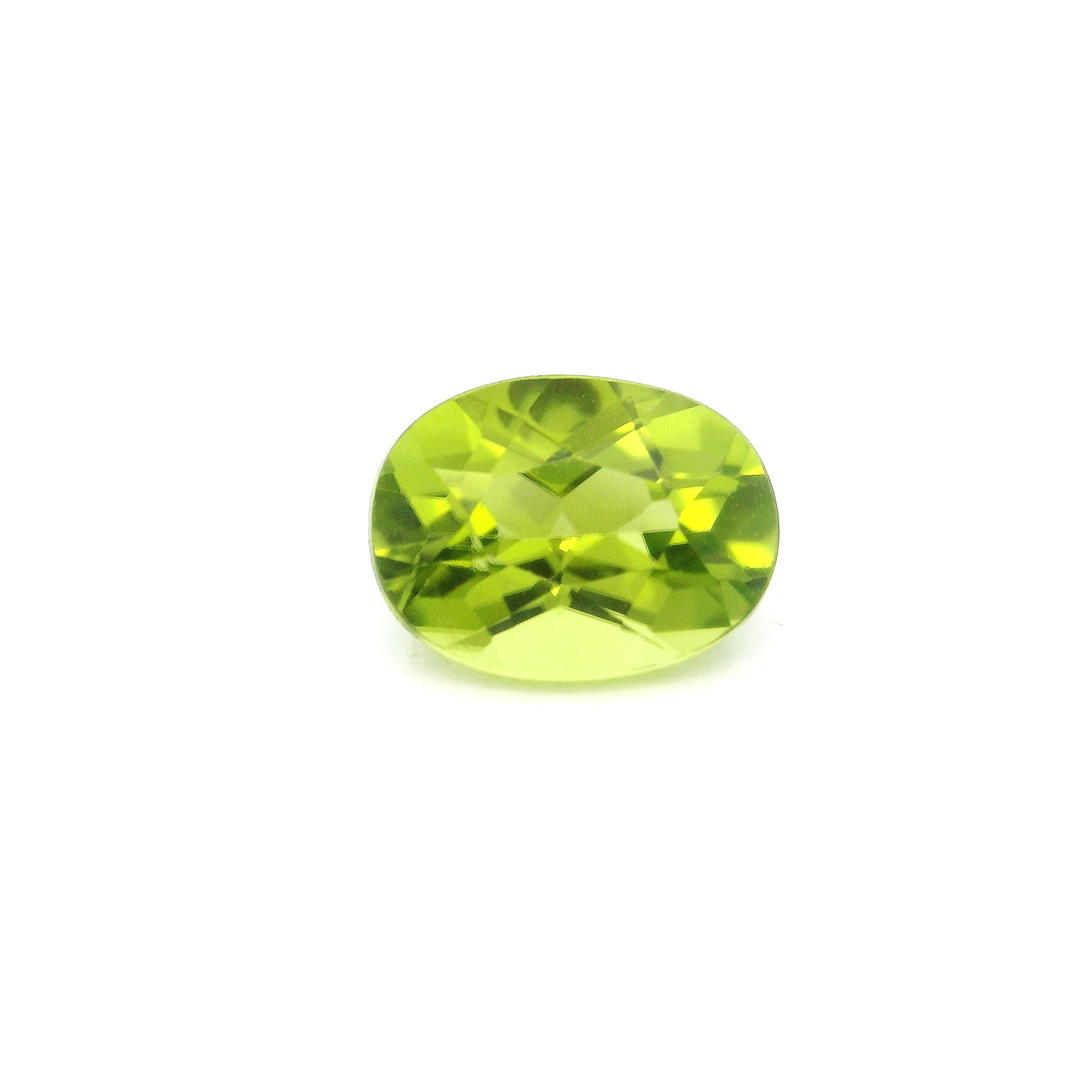 Perydot 1,75 ct, zielony, szlif owalny