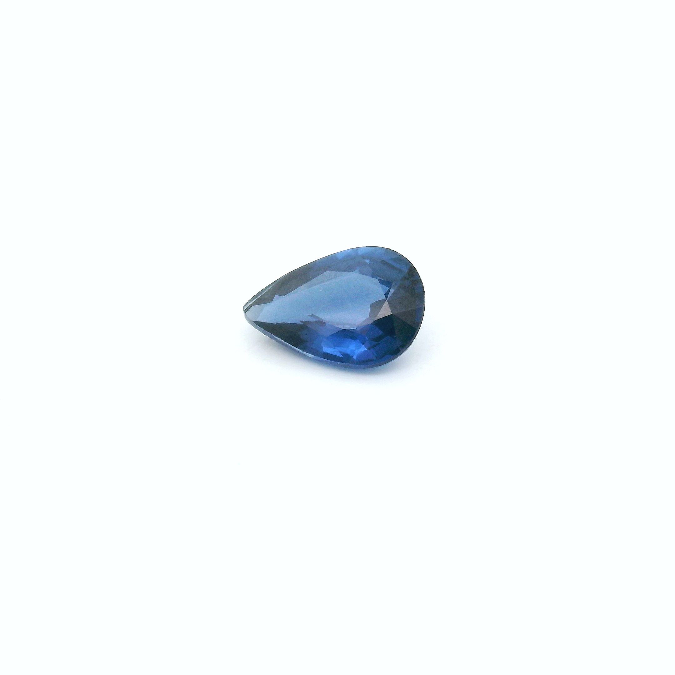 0.66 ct Pear sapphire