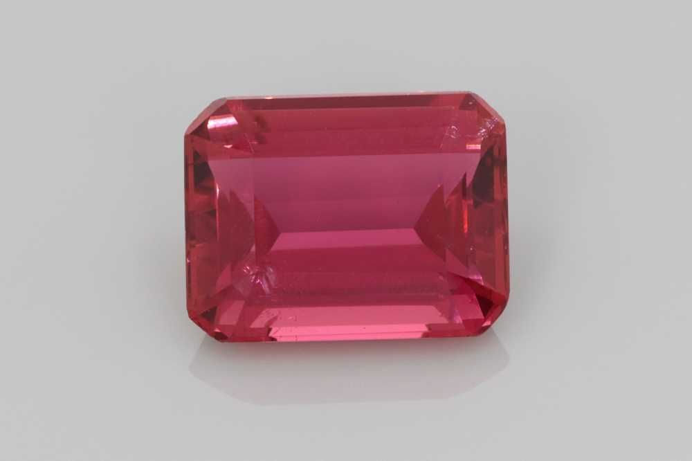Turmalin 3,85 ct, różowy, szlif szmaragdowy