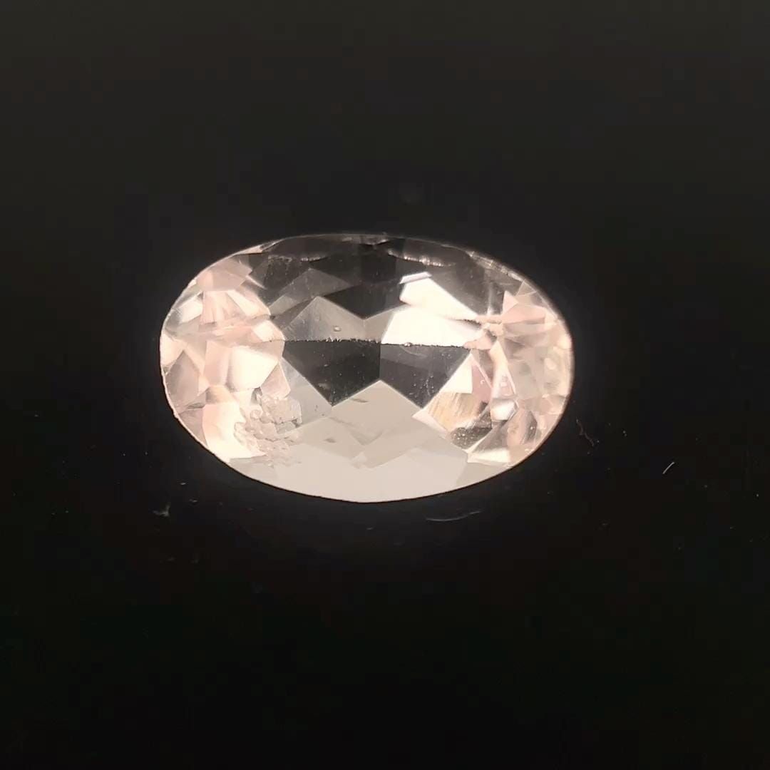 Morganit 2,71 ct, różowy, szlif owalny