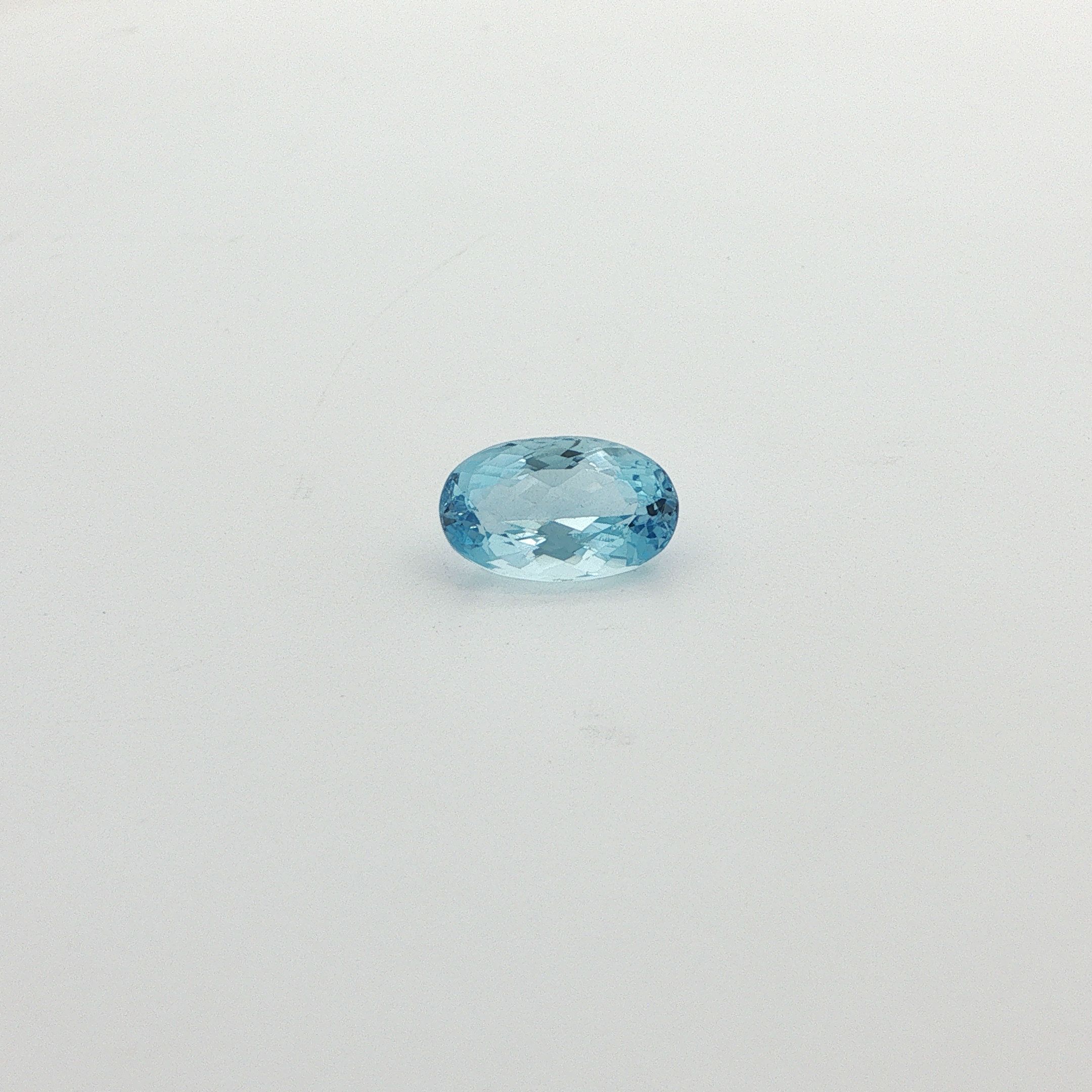 2.66 ct Oval aquamarine