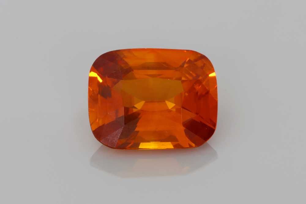 SAPPHIRE FACETED 3.24ct ORANGE Vivid ORANGE SI SRILANKA HEATED
