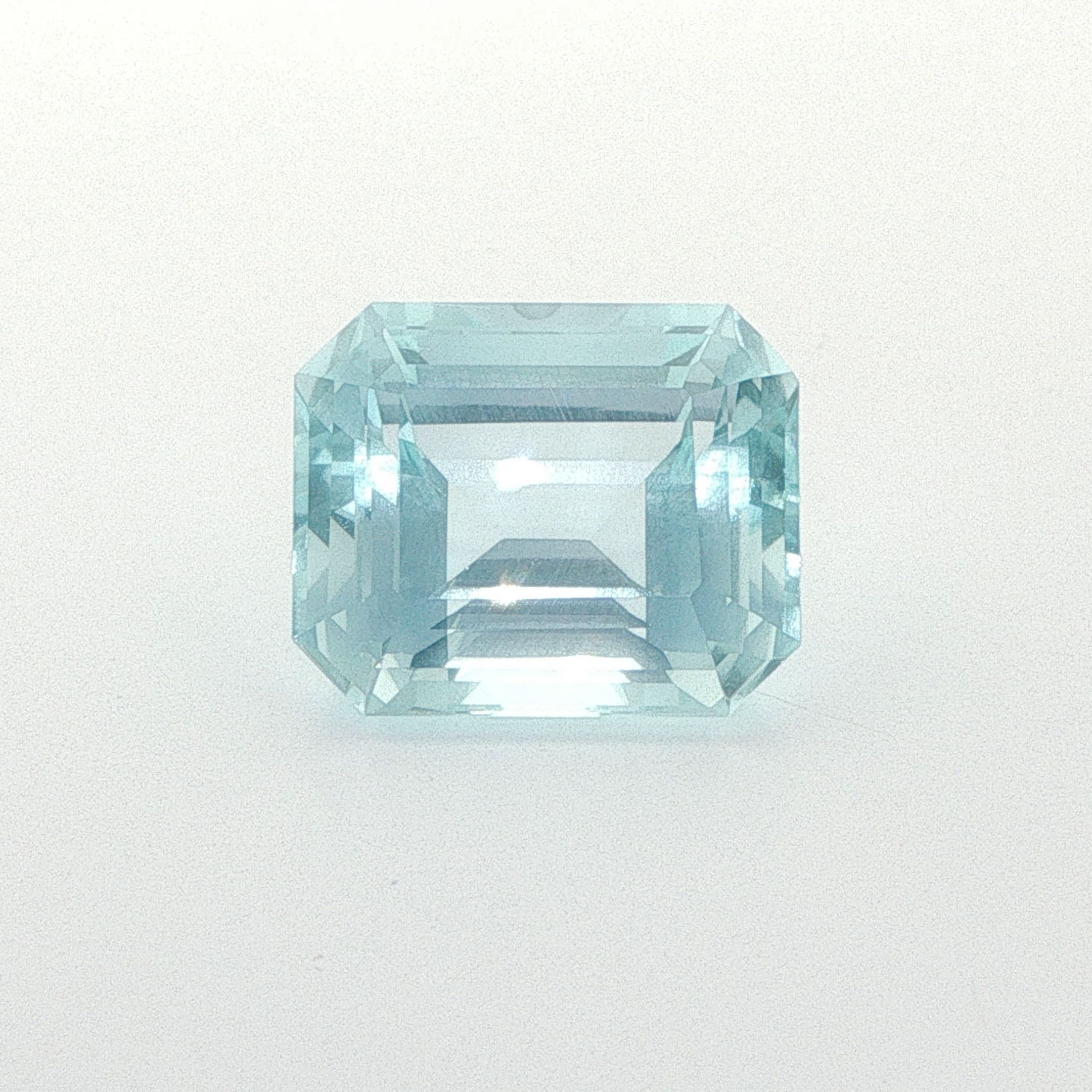 Akwamaryn 10,13 ct, niebieski, szlif ośmiokątny