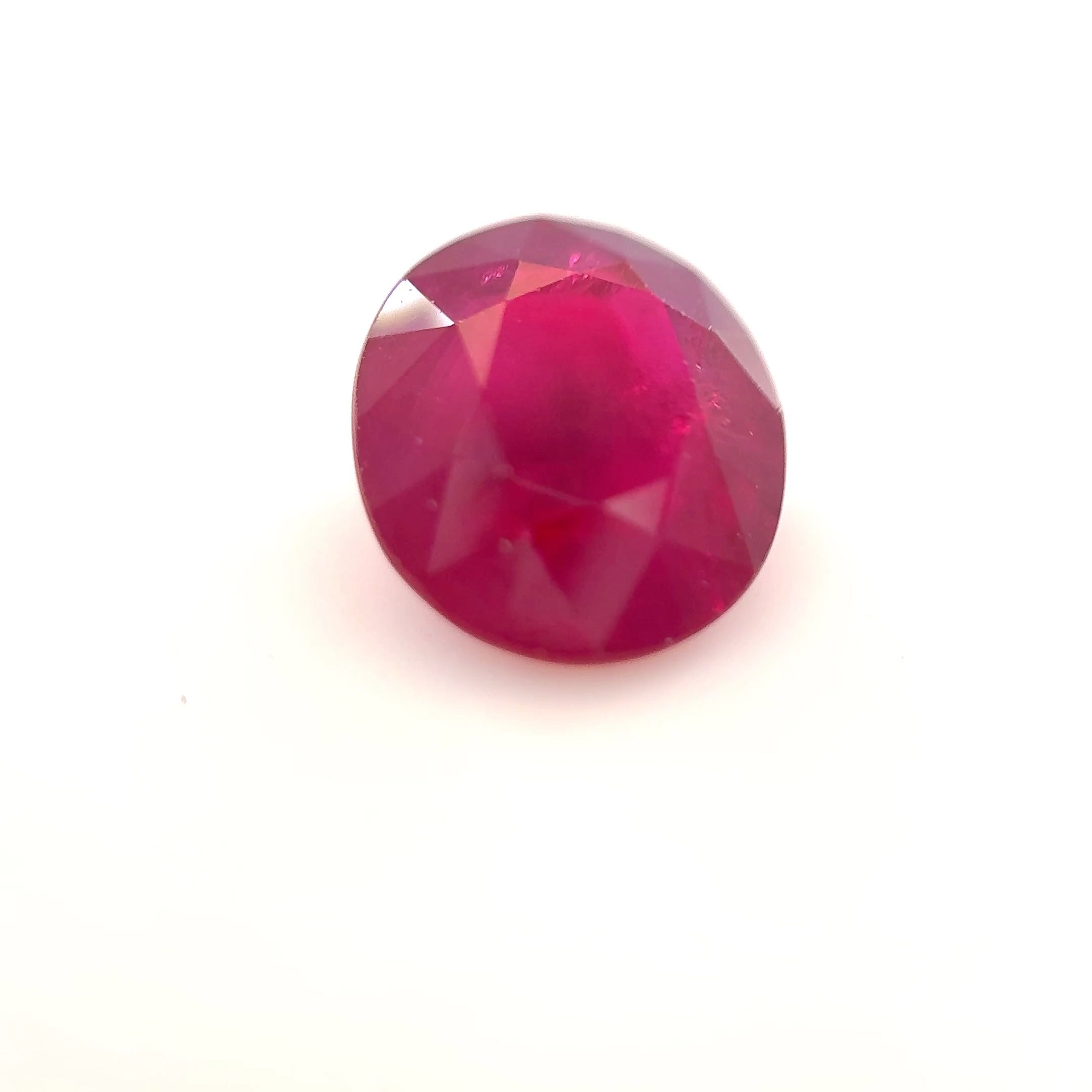 Rubin 2,29 ct, czerwony, szlif owalny