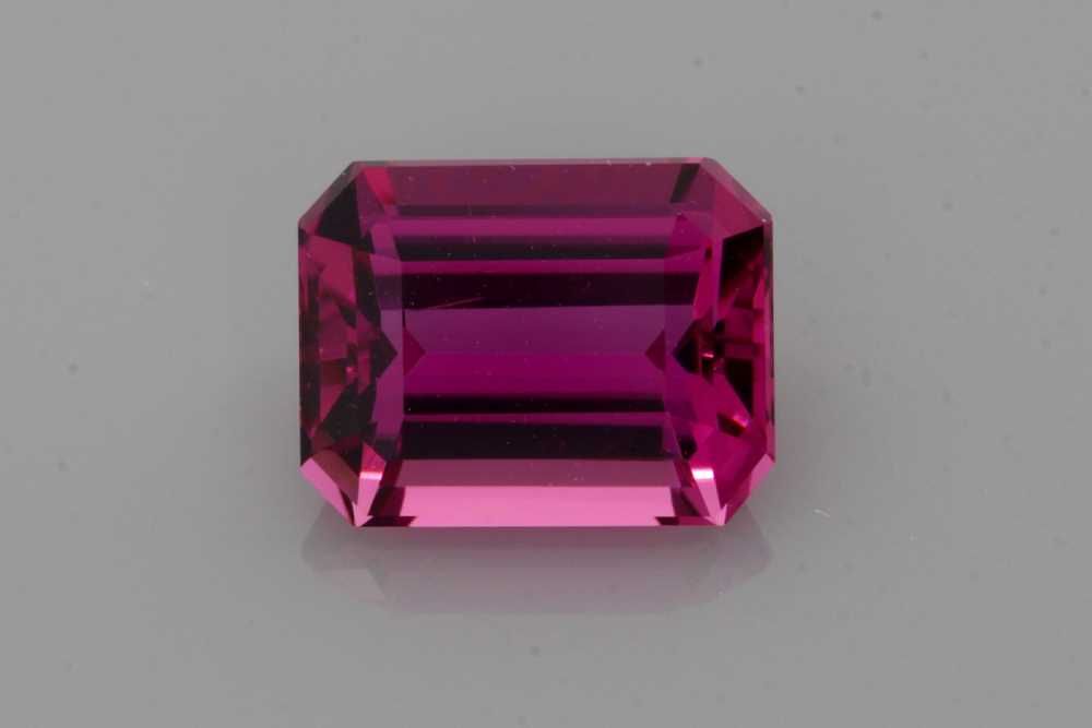 TOURMALINE FACETED 2.24ct PINK Deep PINK SI MOZAMBIQUE NONE