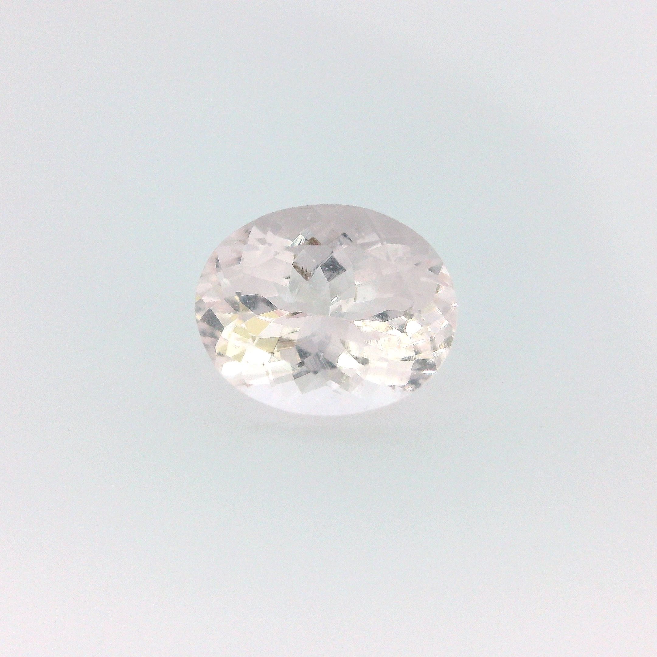 2.64 ct Oval morganite