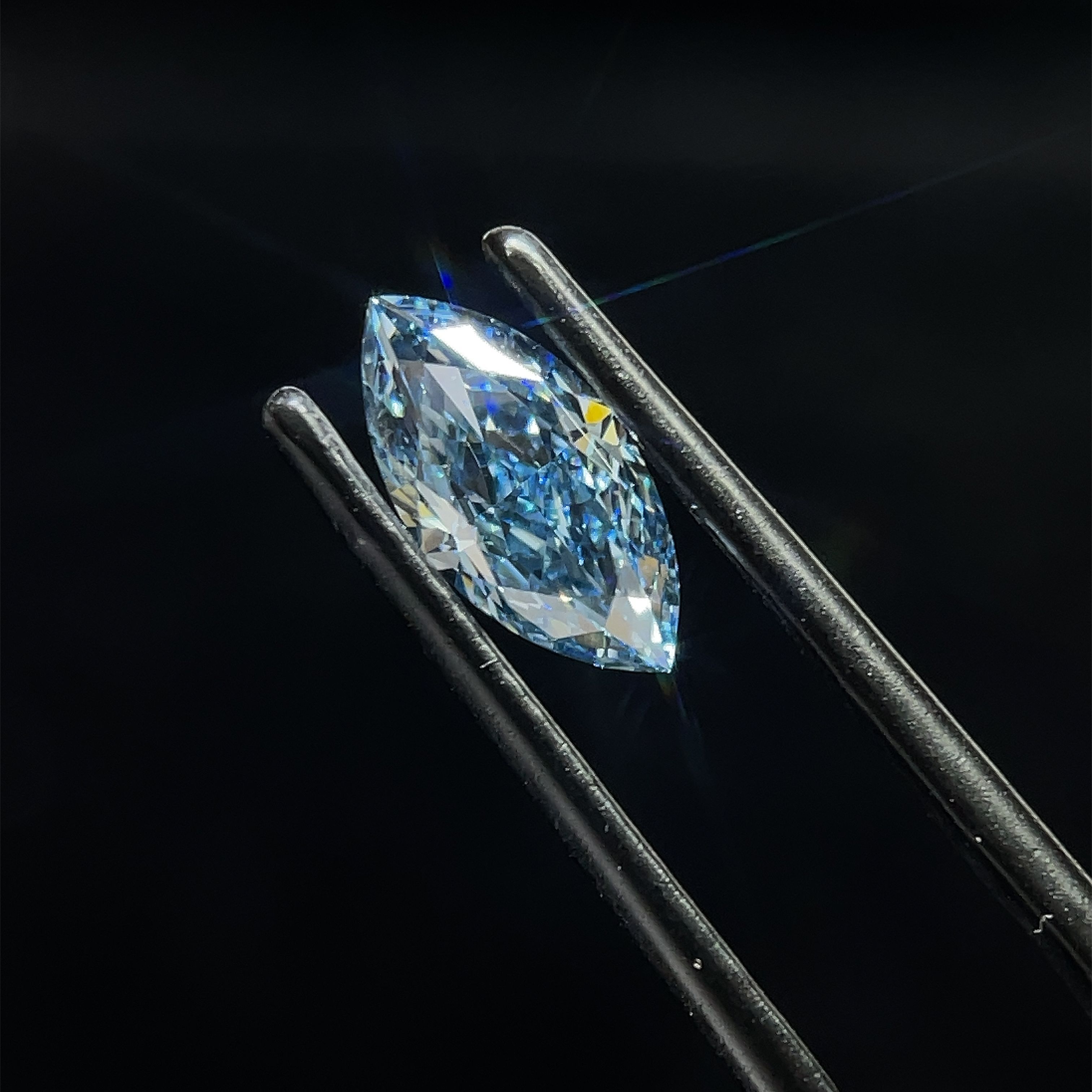 1.0 CT Fancy Vivid Blue MARQUISE