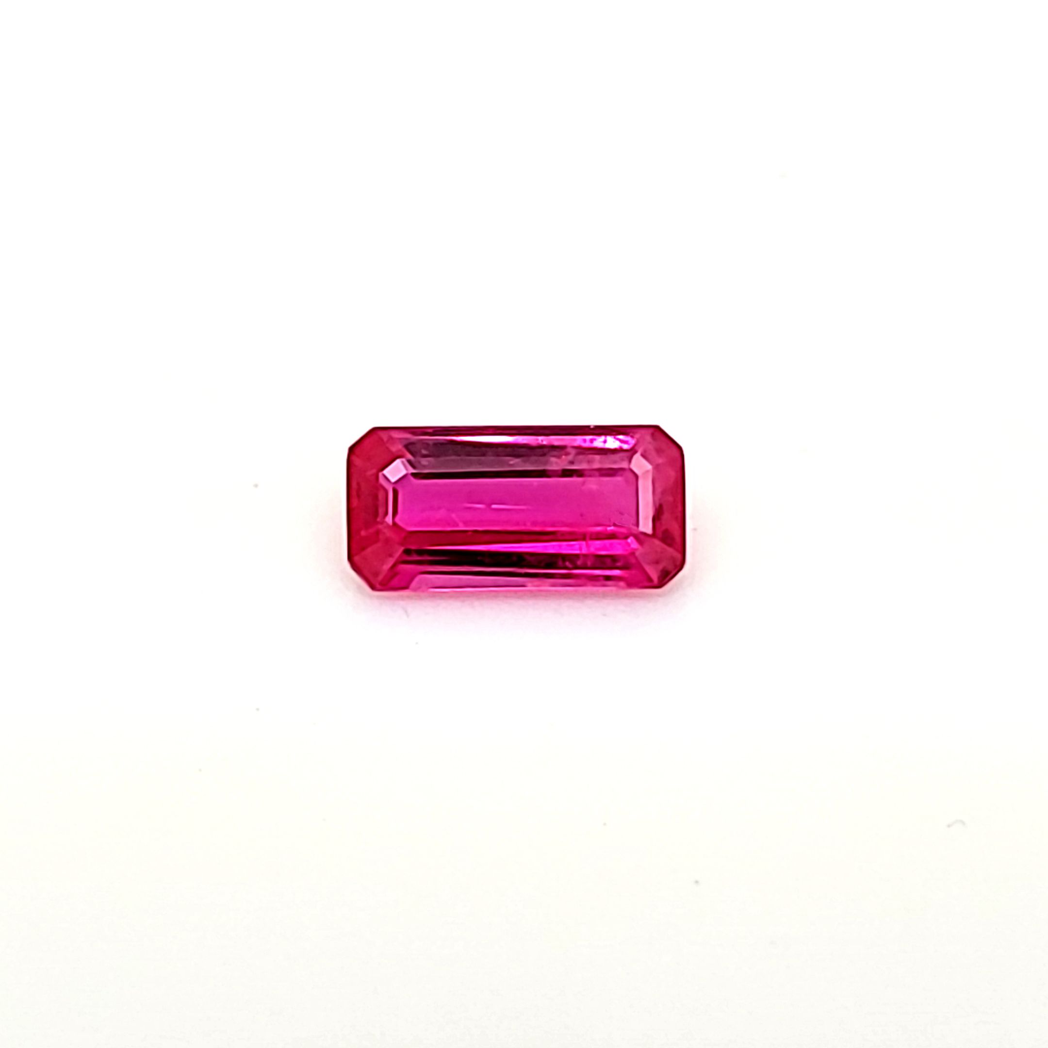 RUBY FACETED 1.89ct RED Red EC GREENLAND HEATED