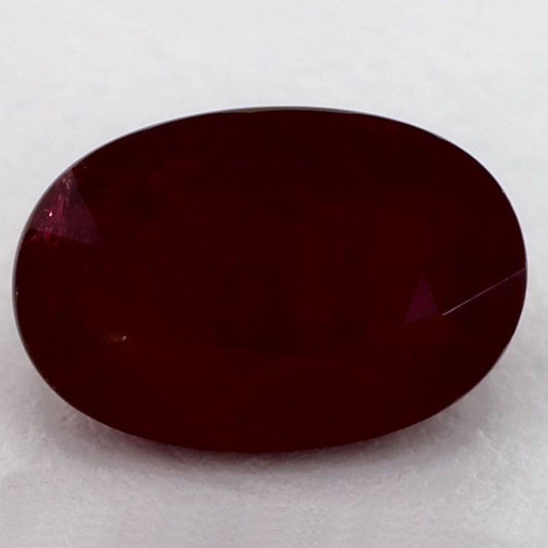 Rubin 3,33 ct, czerwony, szlif owalny