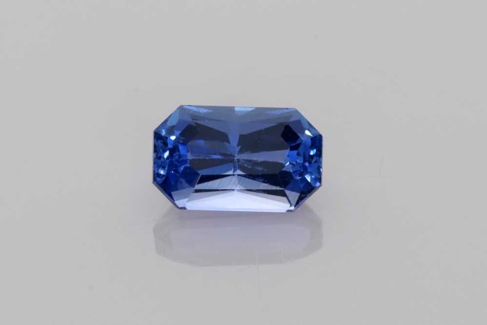 Szafir 1,34 ct, niebieski, szlif szmaragdowy