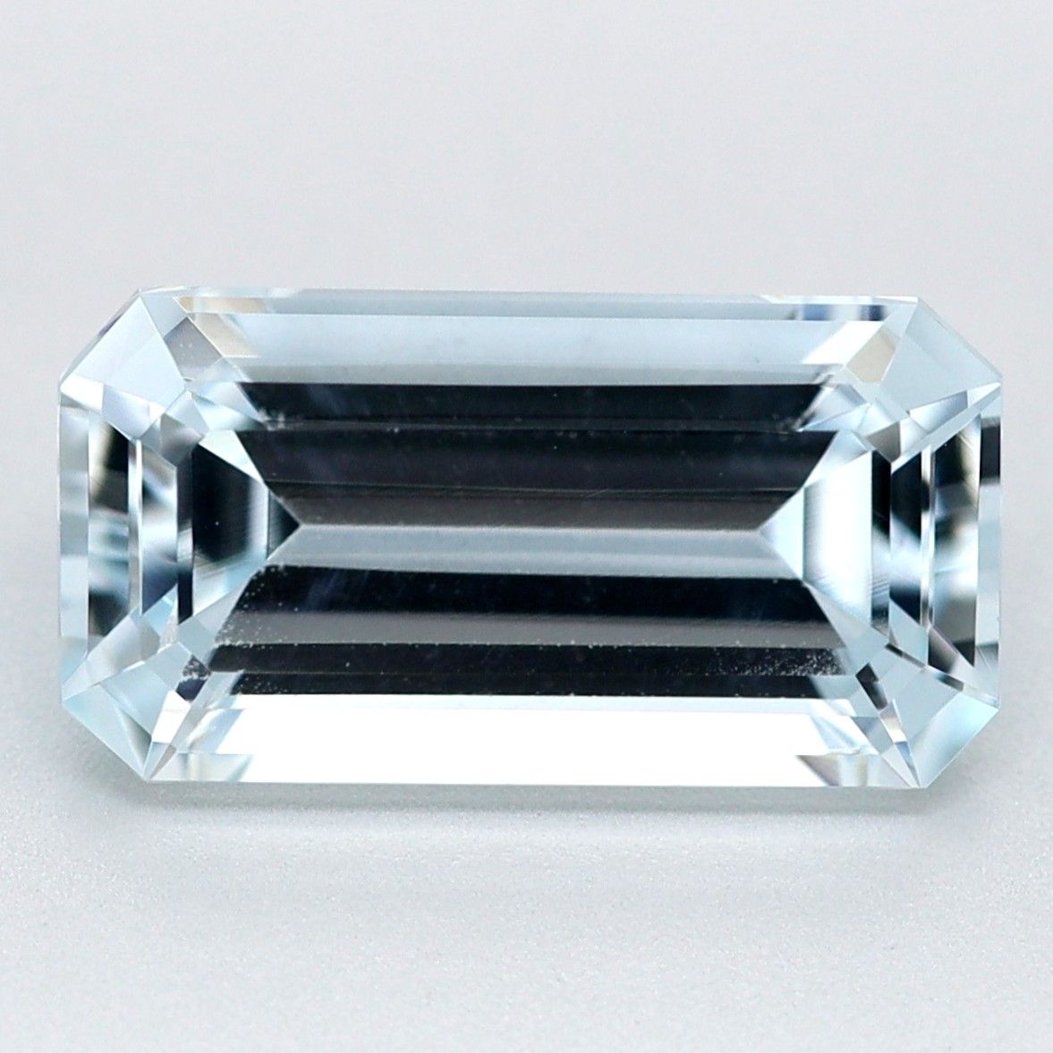 1.95 ct Aquamarine