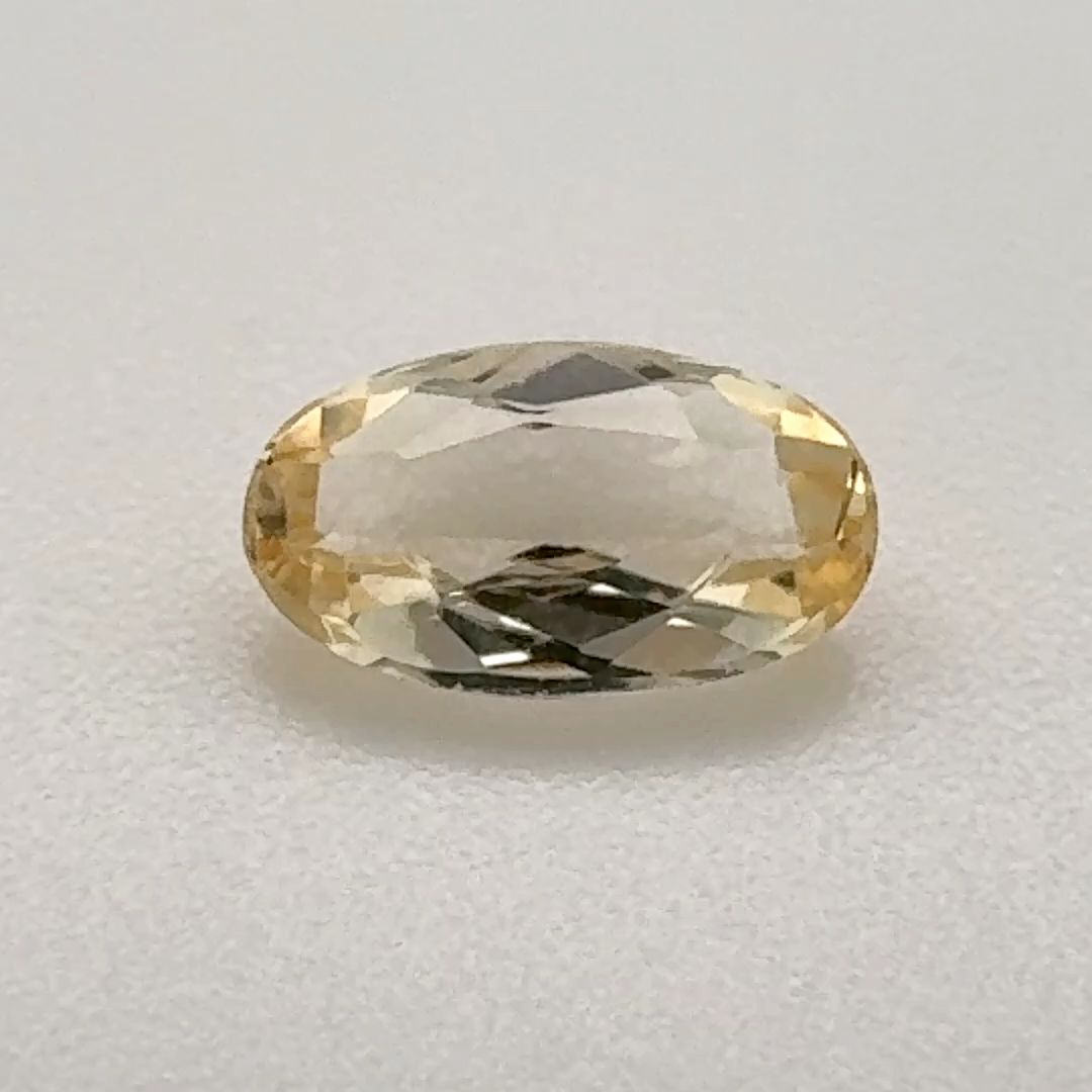 0.61 ct Topaz