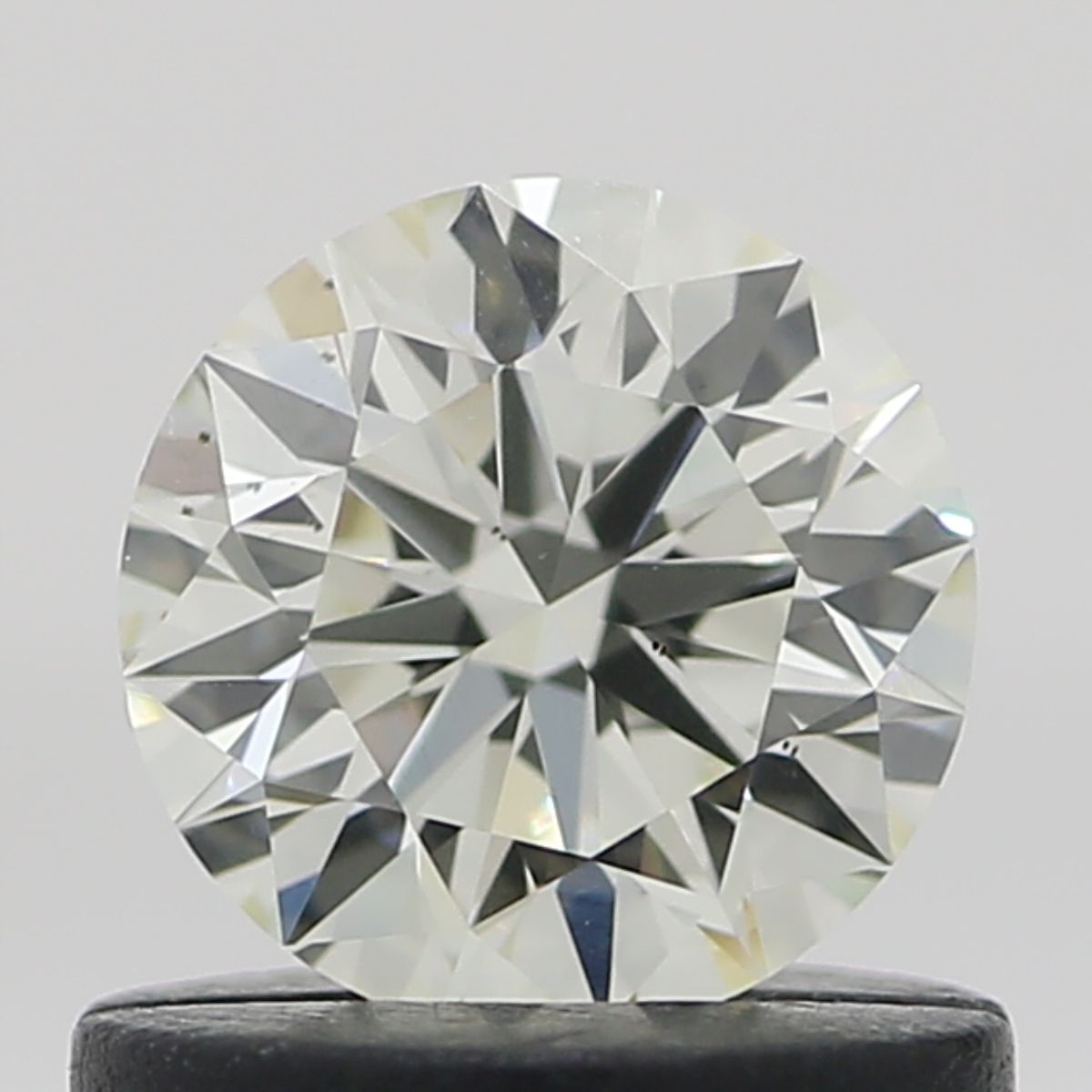 Prírodný diamant okrúhly...