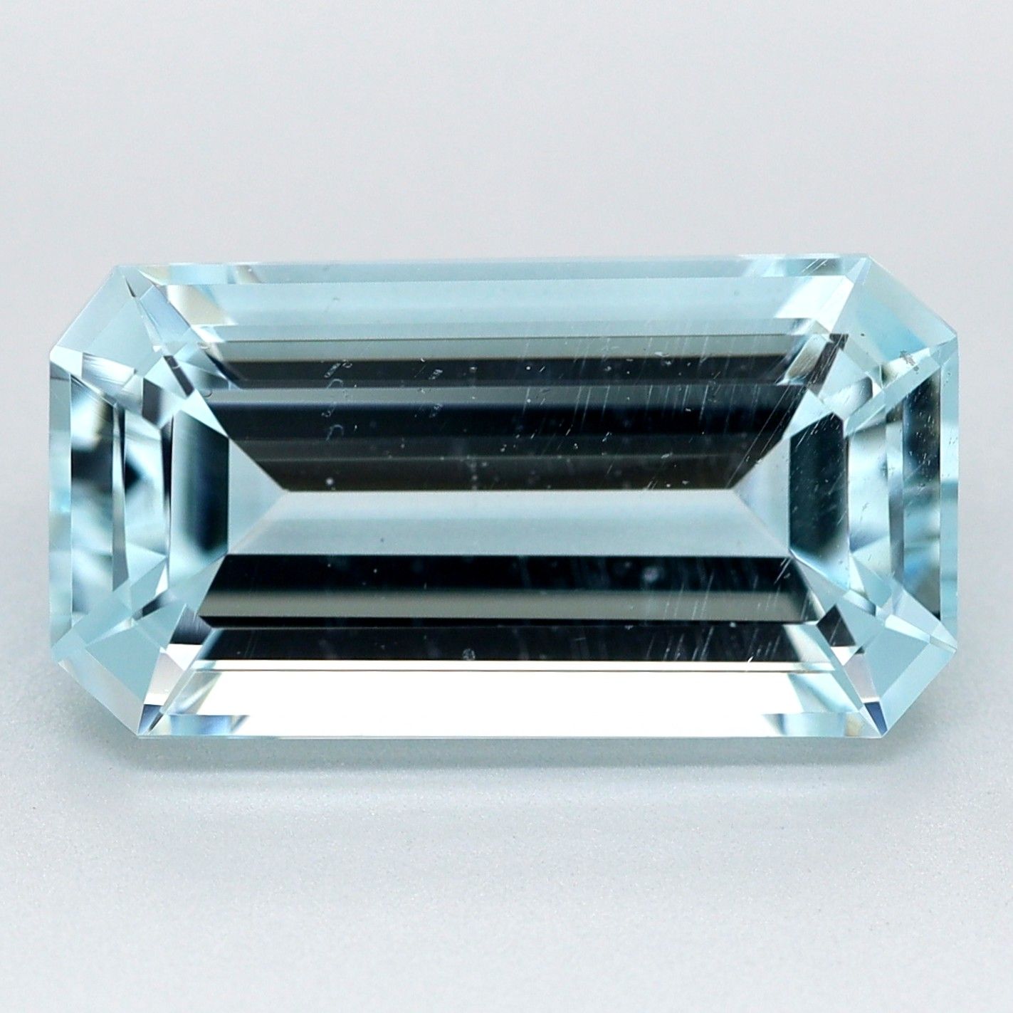 3.43 ct Aquamarine
