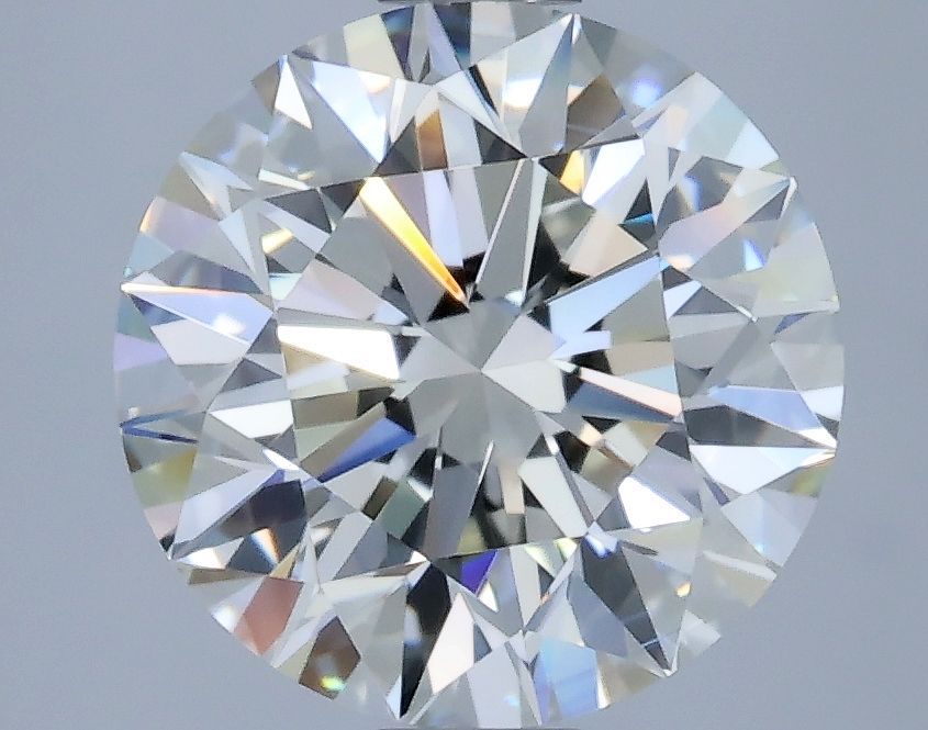 Prírodný diamant okrúhly...