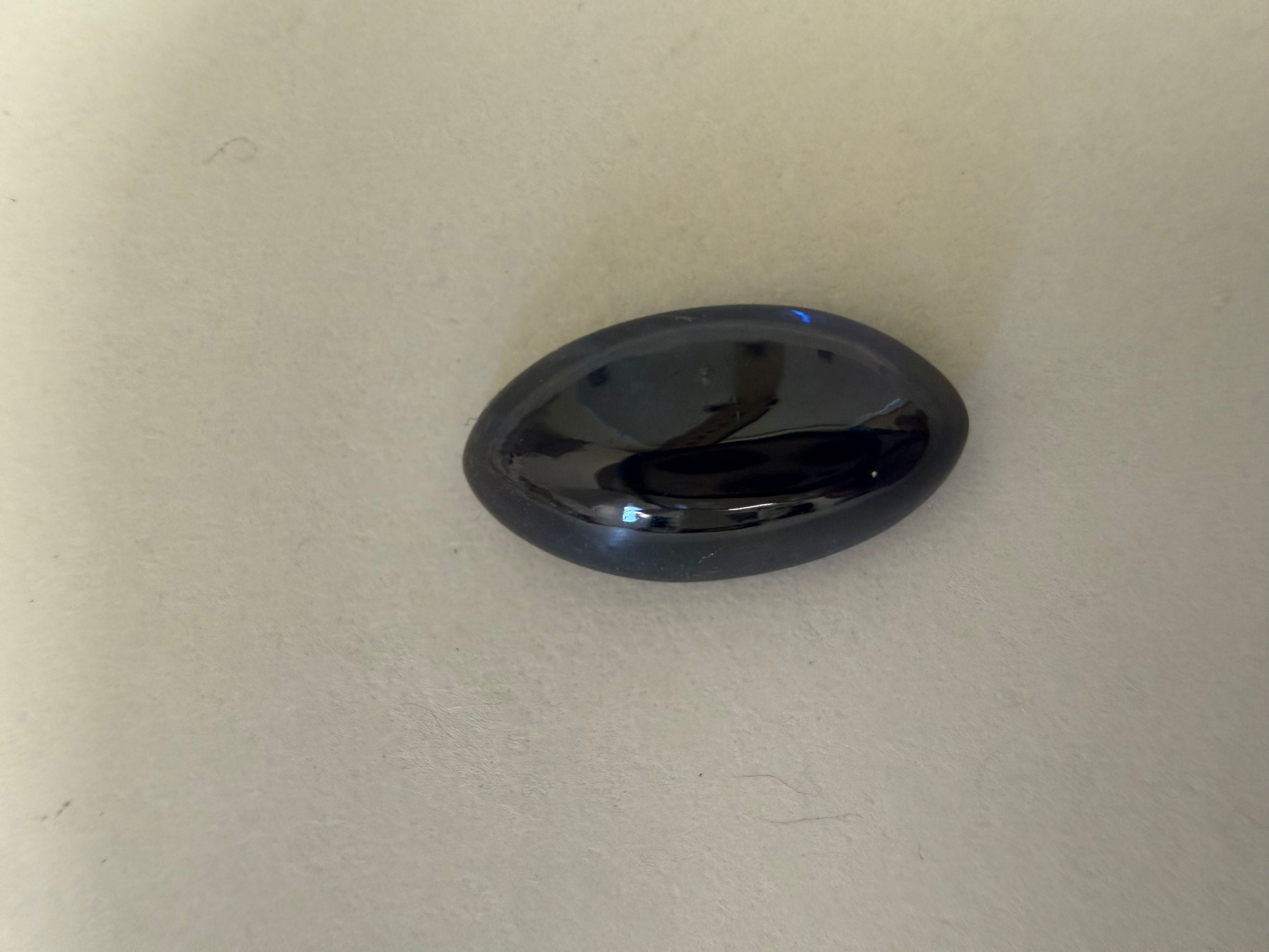 Szafir 5,55 ct, niebieski, kaboszon