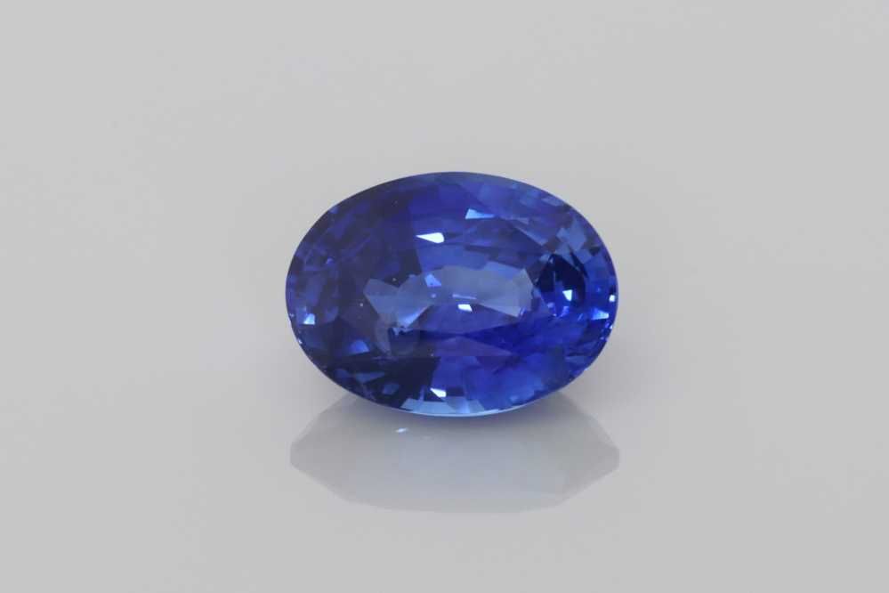 SAPPHIRE FACETED 3.52ct BLUE Vivid BLUE SI SRILANKA HEATED