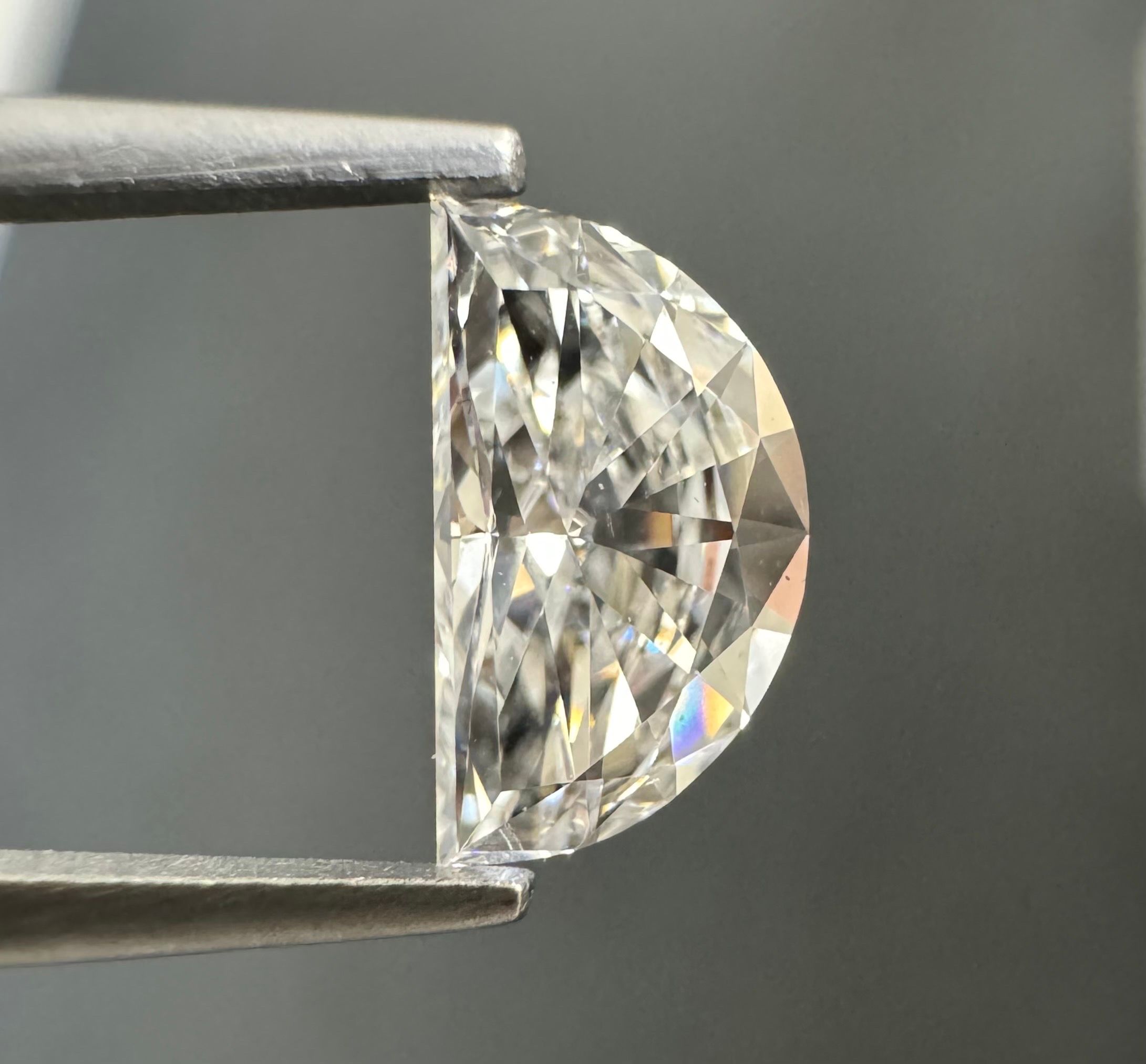 Prírodný diamant half moon,...