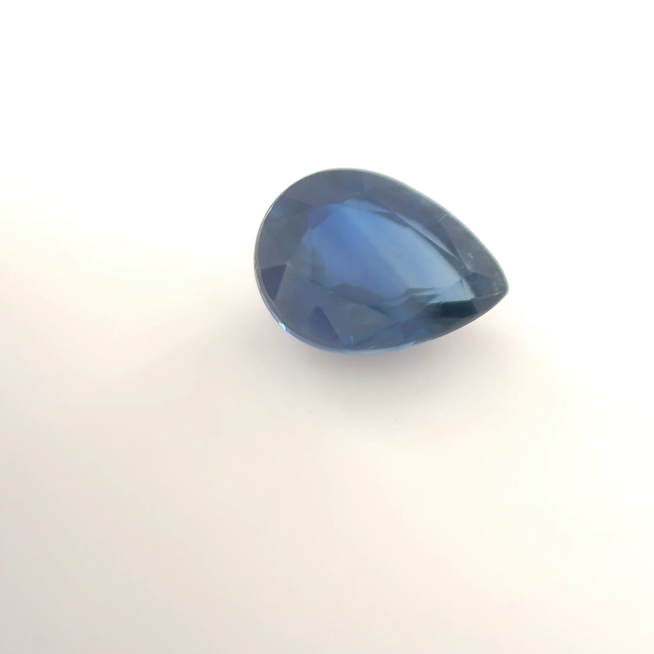 Szafir 1,73 ct, niebieski, szlif gruszka