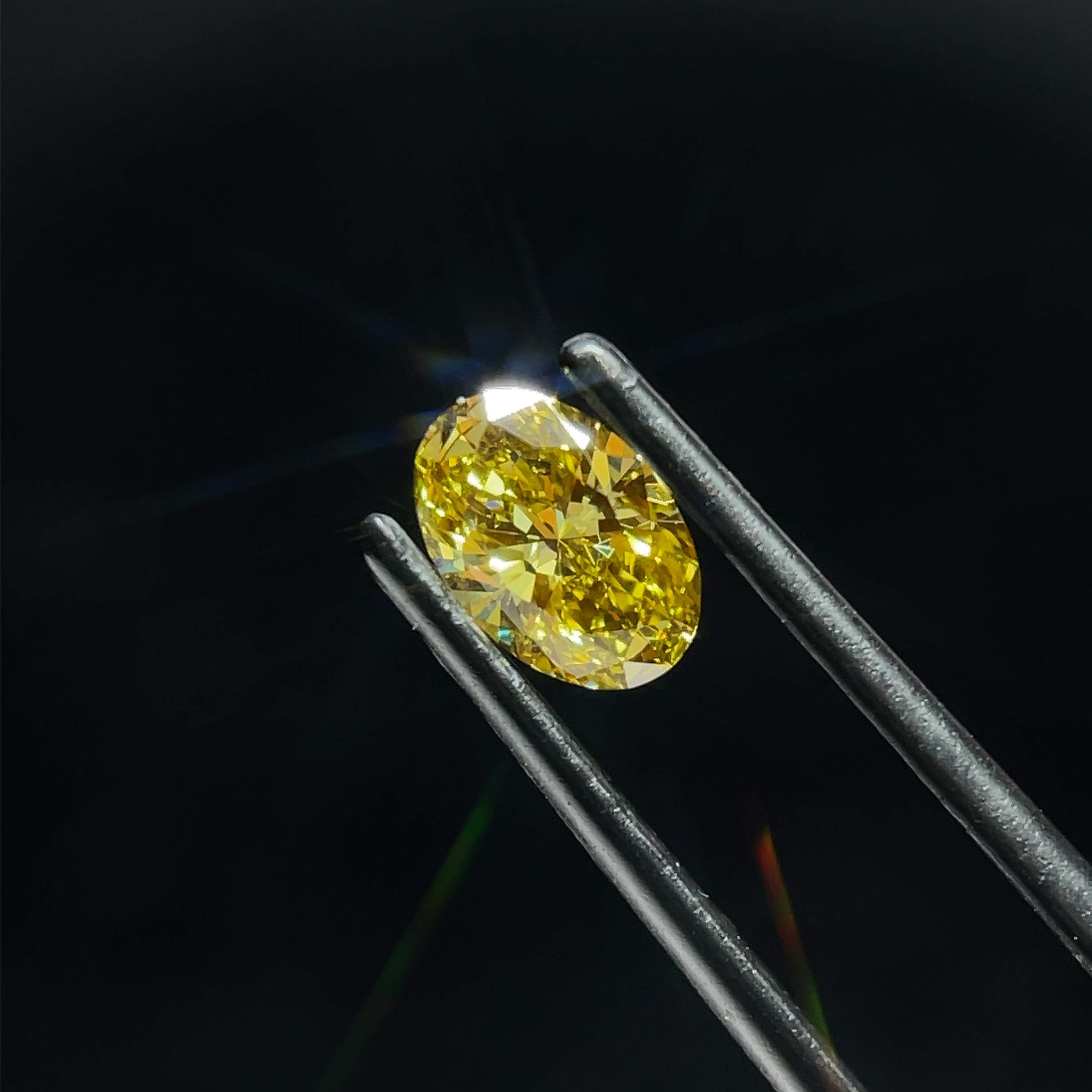 0.7 CT Fancy Grayish Yellow OVAL