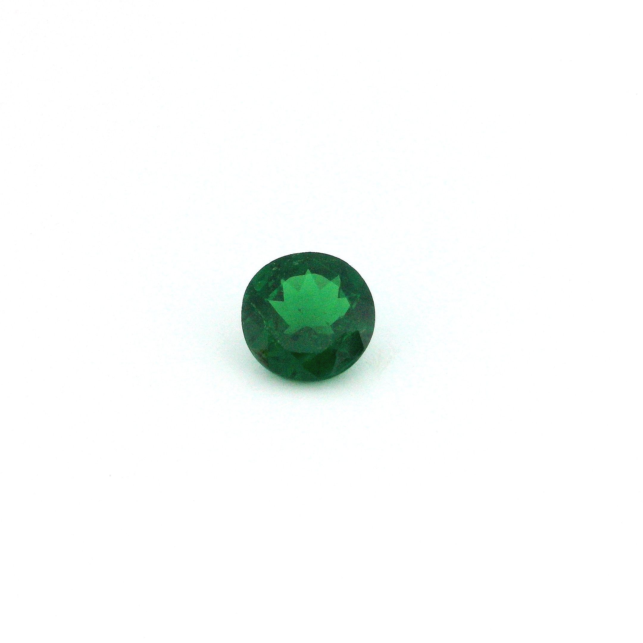 0.61 ct Round garnet
