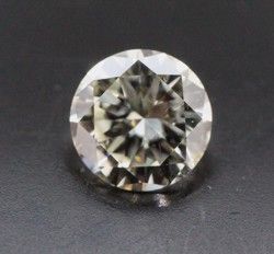 Prírodný diamant okrúhly...