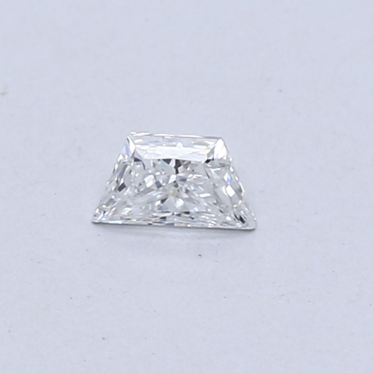 0.19ct TRAPEZOID Diamond