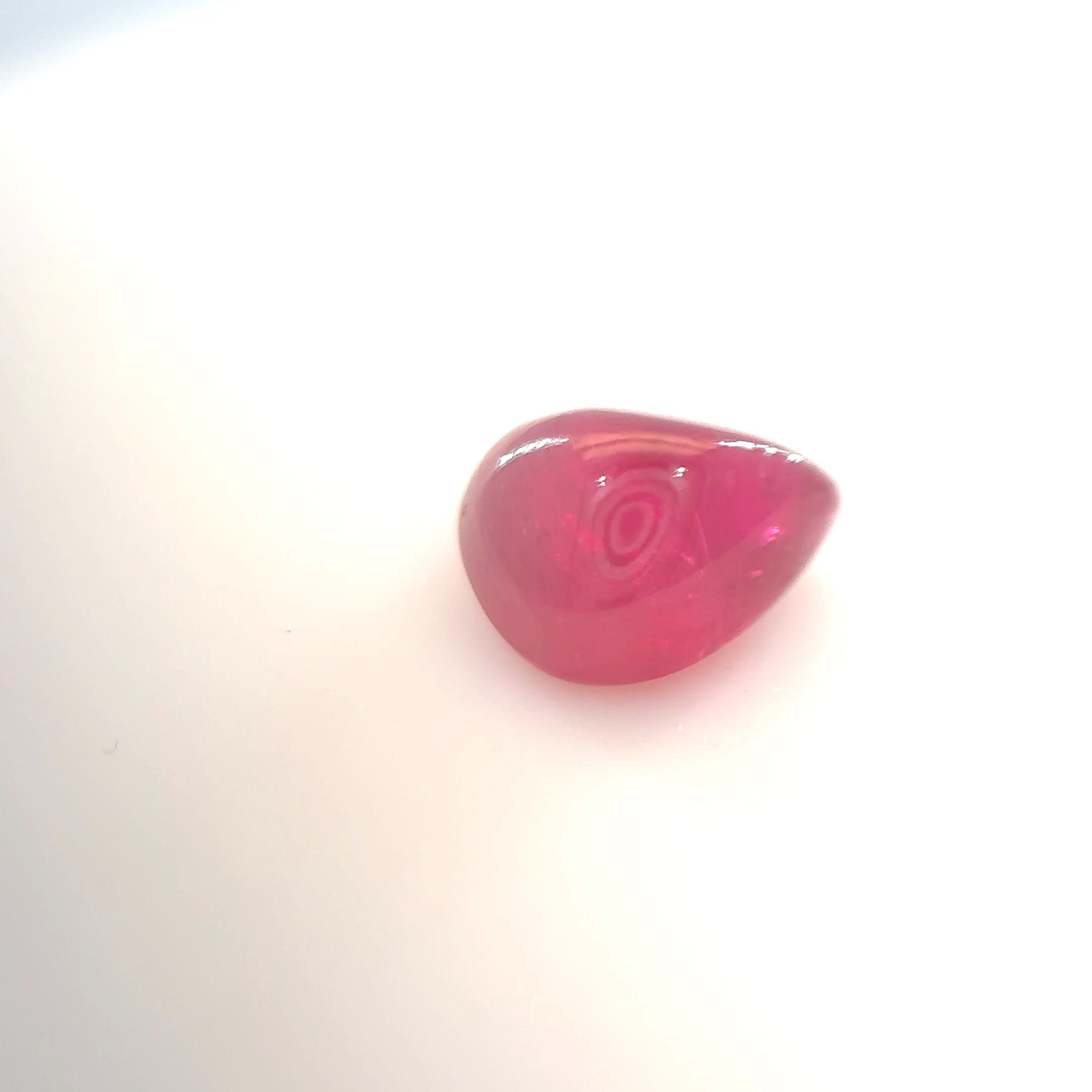 Rubin 1,26 ct, czerwony, kaboszon