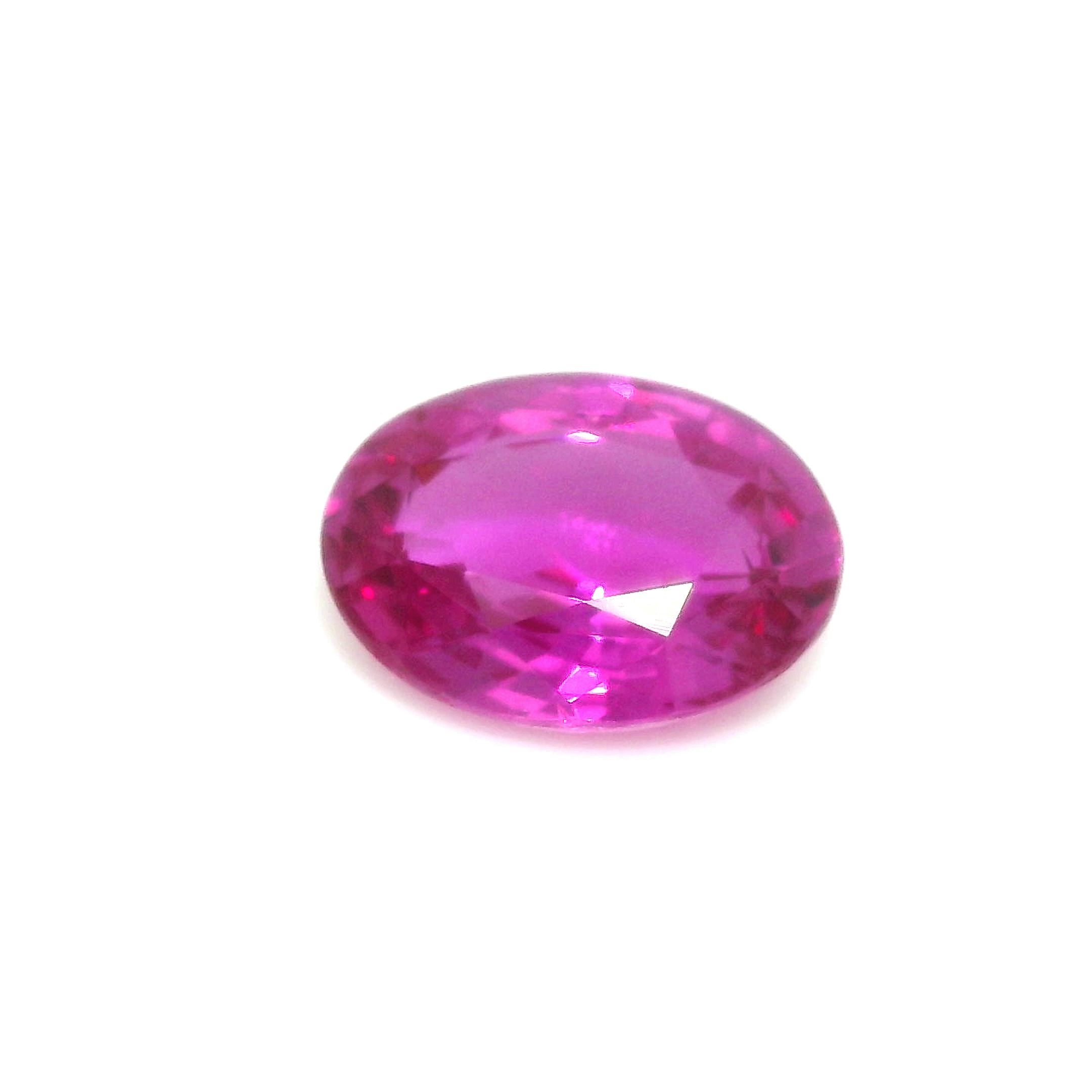 Szafir 2,14 ct, różowy, szlif owalny