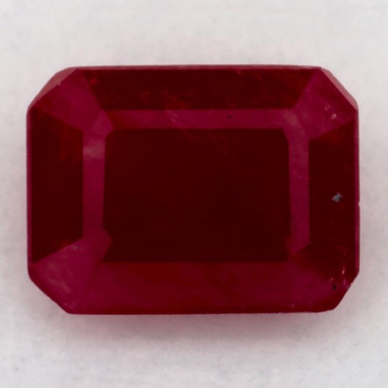 Rubin 1,67 ct, czerwony, szlif ośmiokątny