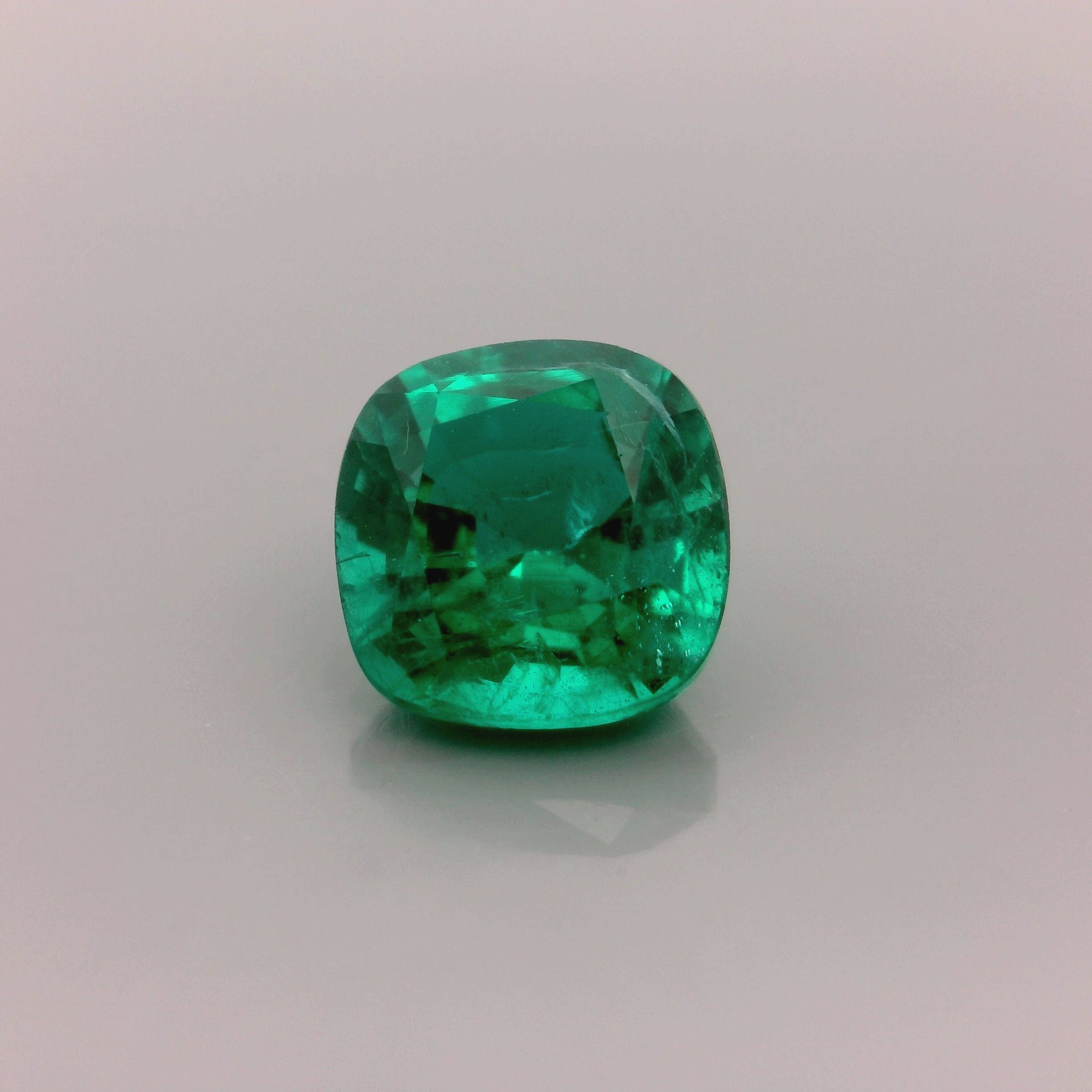 2 ct Cushion emerald