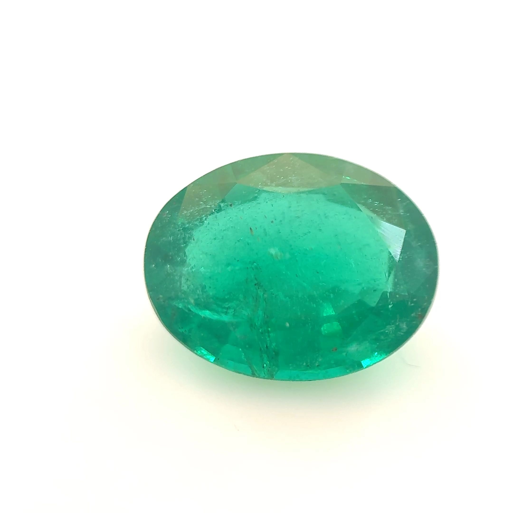 Szmaragd 2,00 ct, zielony, szlif owalny