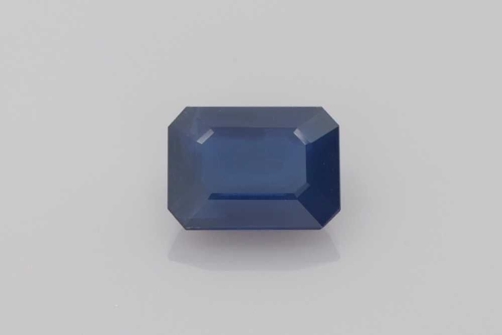 SAPPHIRE FACETED 3.0ct BLUE Vivid BLUE SI THAILAND HEATED