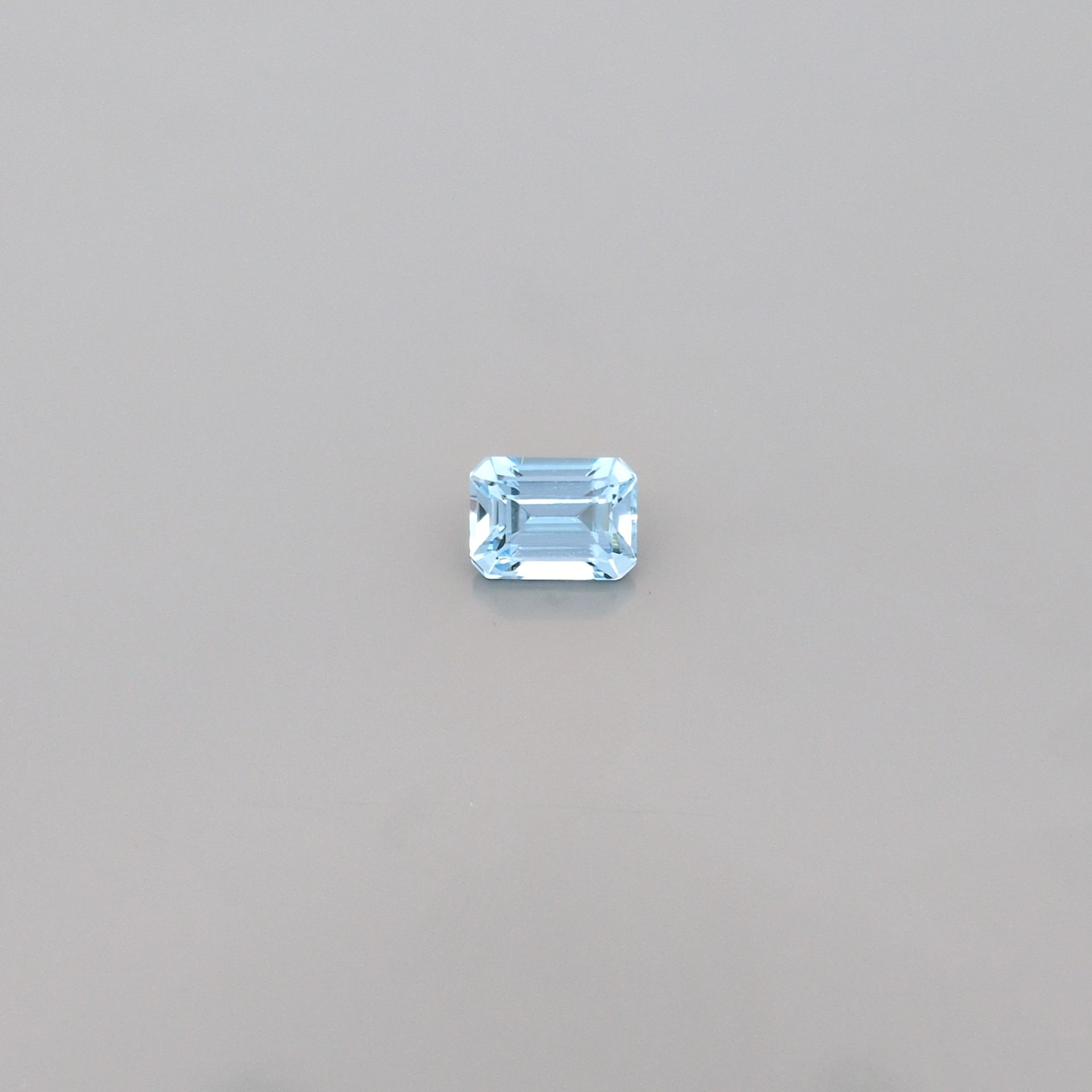 1.69 ct Octagonal aquamarine