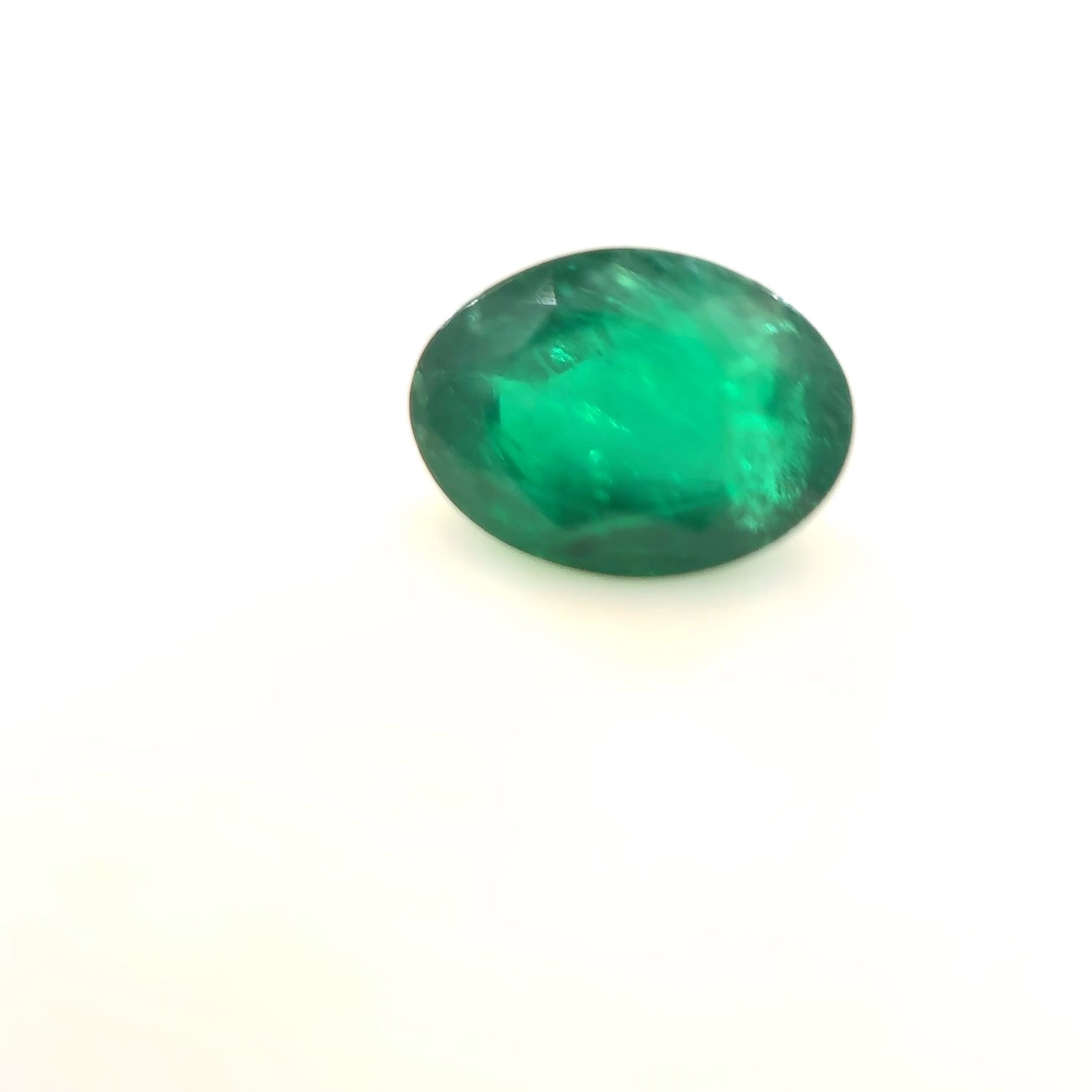 Szmaragd 1,10 ct, zielony, szlif owalny