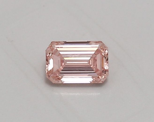 0.43 CT Fancy Vivid Pink EMERALD