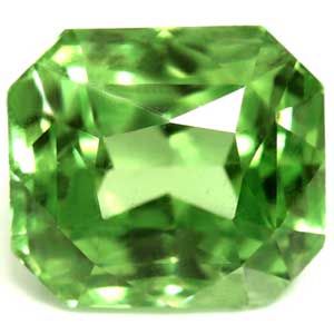 Granat 1,11 ct, zielony, szlif szmaragdowy