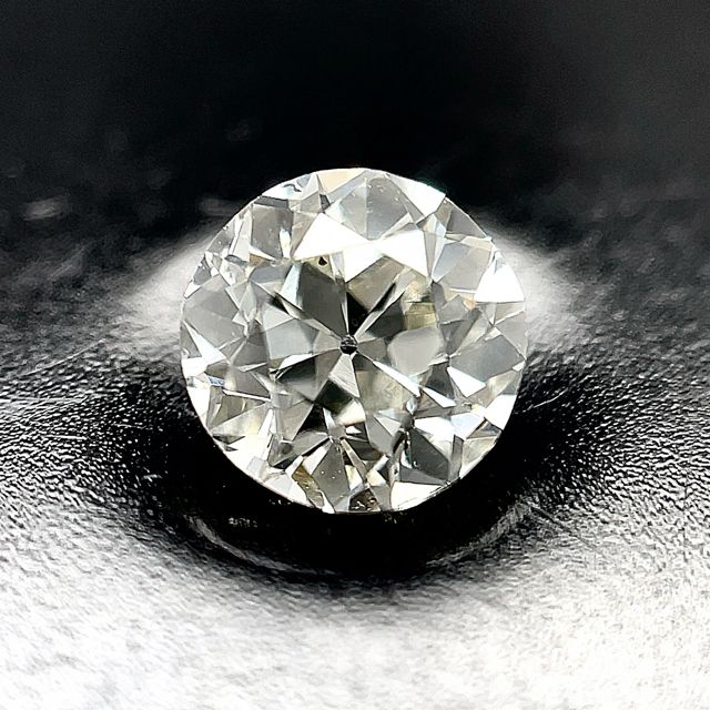 Prírodný diamant european...