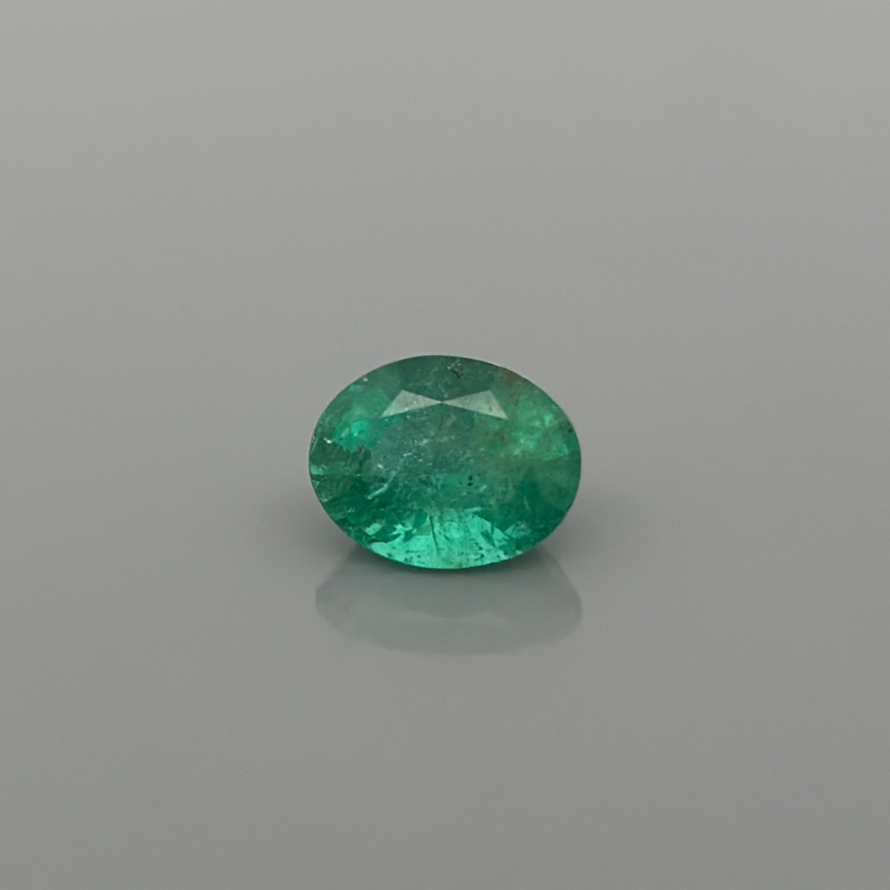 2.88 ct Oval emerald