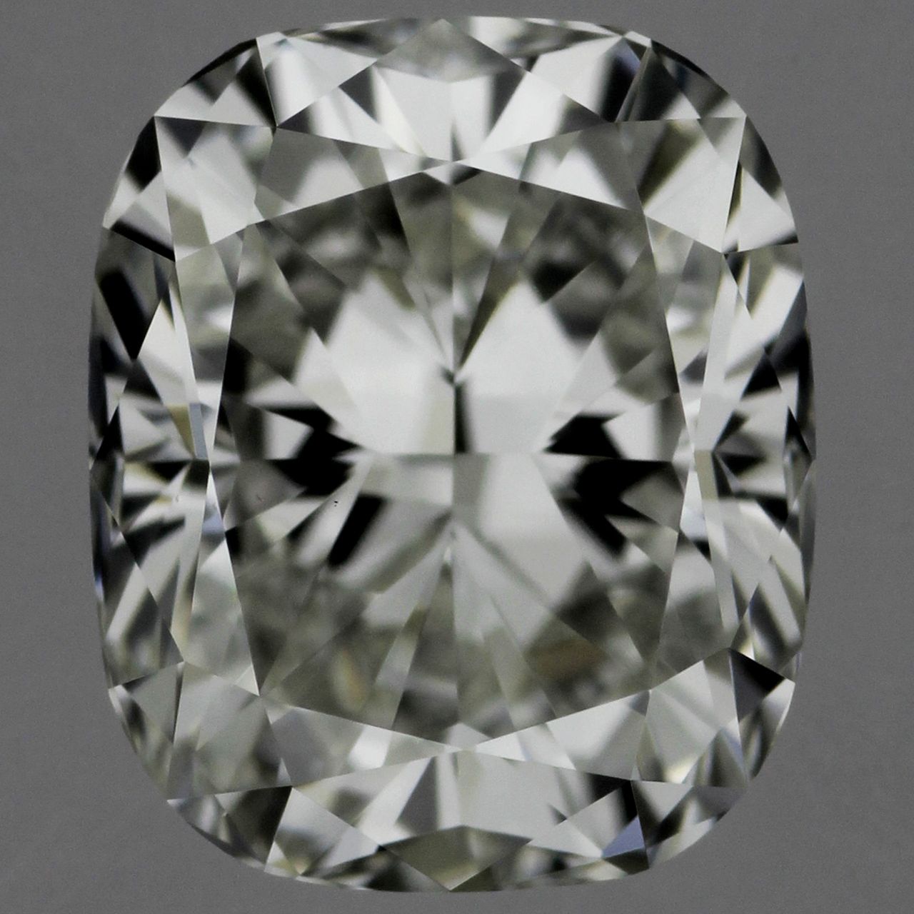 Prírodný diamant cushion,...