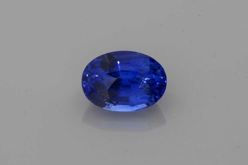Szafir 1,51 ct, niebieski, szlif owalny