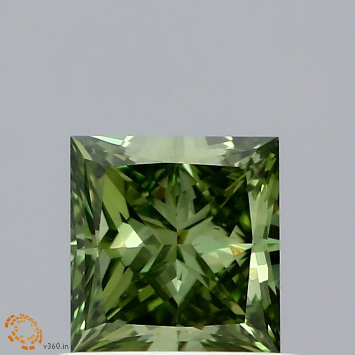 0.28 CT Fancy Vivid Green PRINCESS